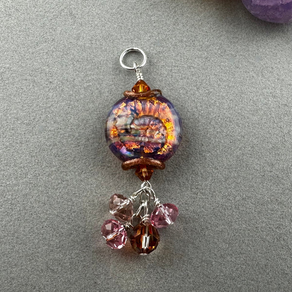 FOSSIL V ~ HANDMADE GLASS PENDANT