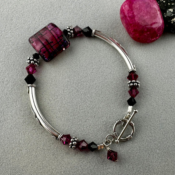 TARTAN IV ~ STERLING SILVER BRACELET WITH HANDMADE GLASS BEAD