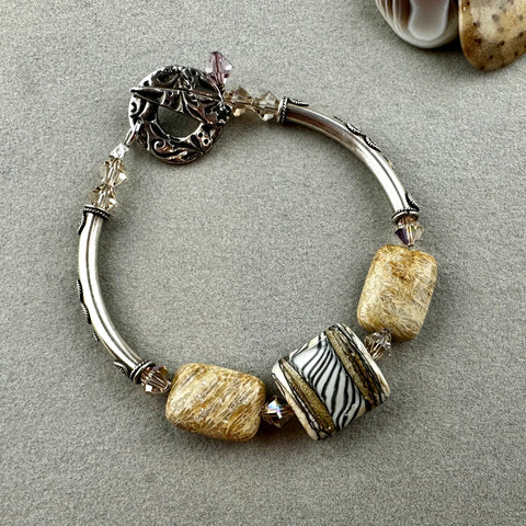 ZEBRA AVENUE ~ STERLING SILVER BRACELET WITH HANDMADE GLASS BEAD