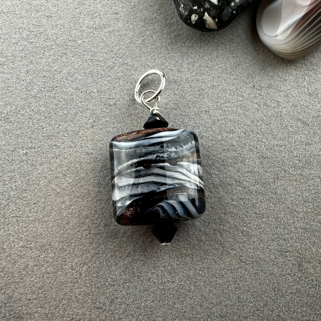 MAASAI ~ HANDMADE GLASS PENDANT