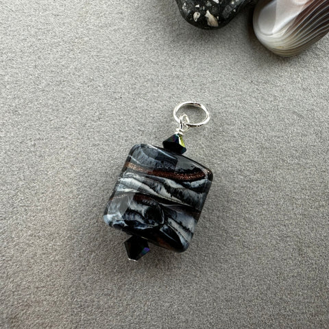 MAASAI ~ HANDMADE GLASS PENDANT