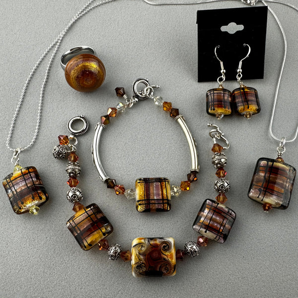 TARTAN V ~ STERLING SILVER BRACELET WITH HANDMADE GLASS BEAD