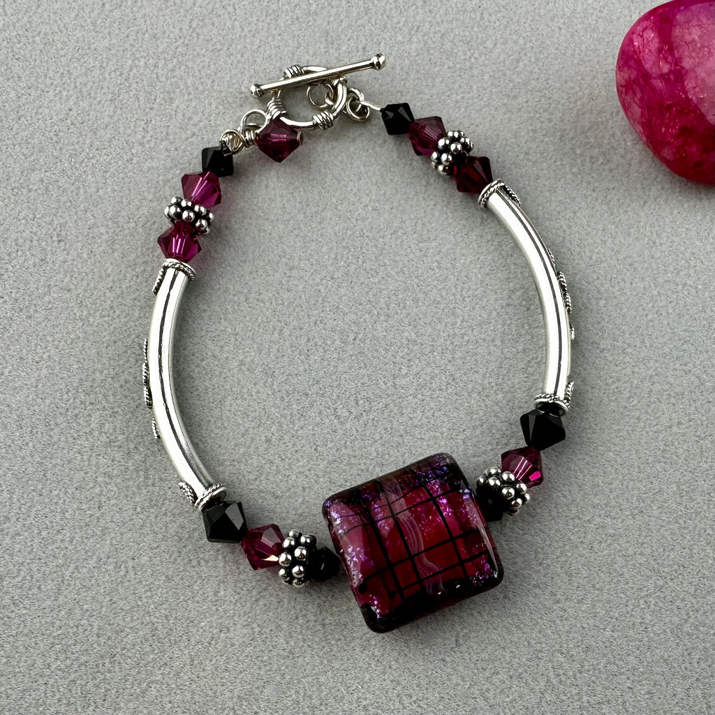TARTAN IV ~ STERLING SILVER BRACELET WITH HANDMADE GLASS BEAD
