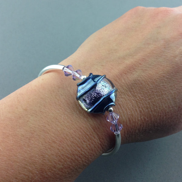 SPARKLY WRAP WITH HANDMADE LILAC GLASS BEAD