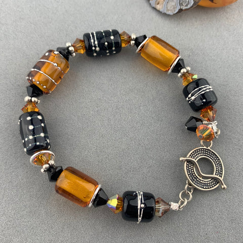 BUTTERSCOTCH RIPPLE ~ HANDMADE GLASS BEAD BRACELET